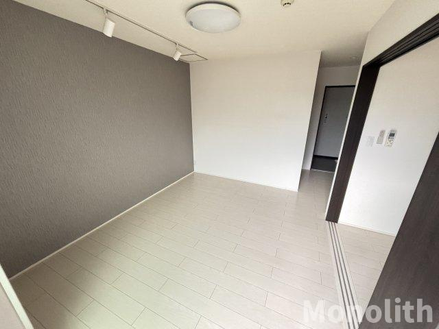 イノベーション鳳の居間・リビング