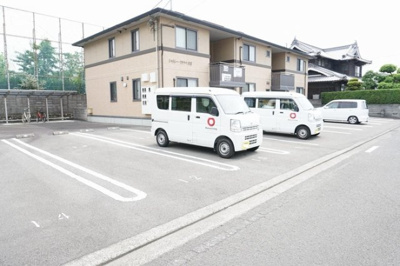 【駐車場】 | シャトレー・ワタナベ内宮