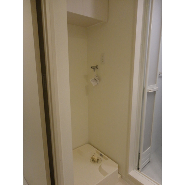 ラ・ヴィータの設備|洗濯機置き場