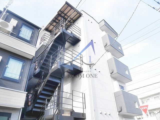 グランクオール西綾瀬の外観