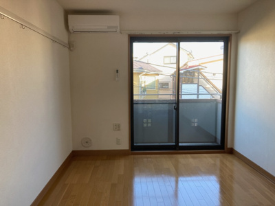 【洋室】 | グリーンルーフ中野