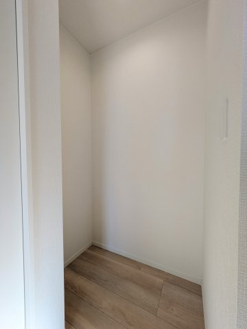 神戸市西区大沢1丁目新築戸建4号棟の収納