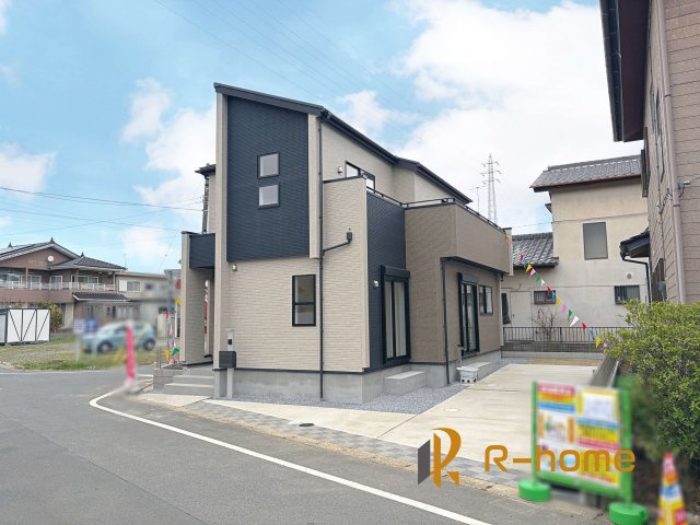 龍ケ崎市姫宮町　新築戸建て　1号棟の外観|建物完成いたしました！ご予約で『平日』や『夕方』などでもご見学可能です！