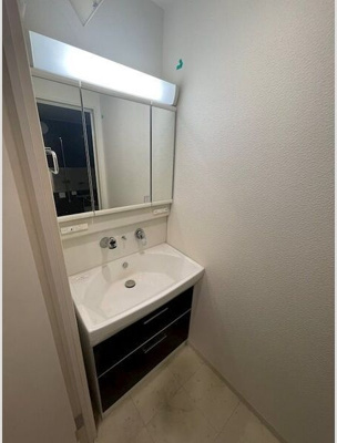 【洗面所】 | ル ヴェールシンオオサカ