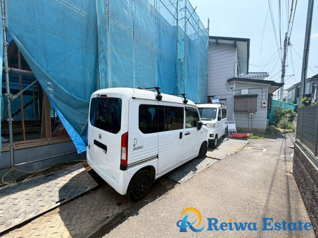新築戸建　茅ヶ崎市十間坂2丁目の前面道路含む現地写真