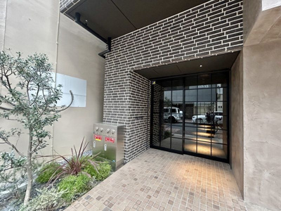 【エントランス】 | The Log日本橋