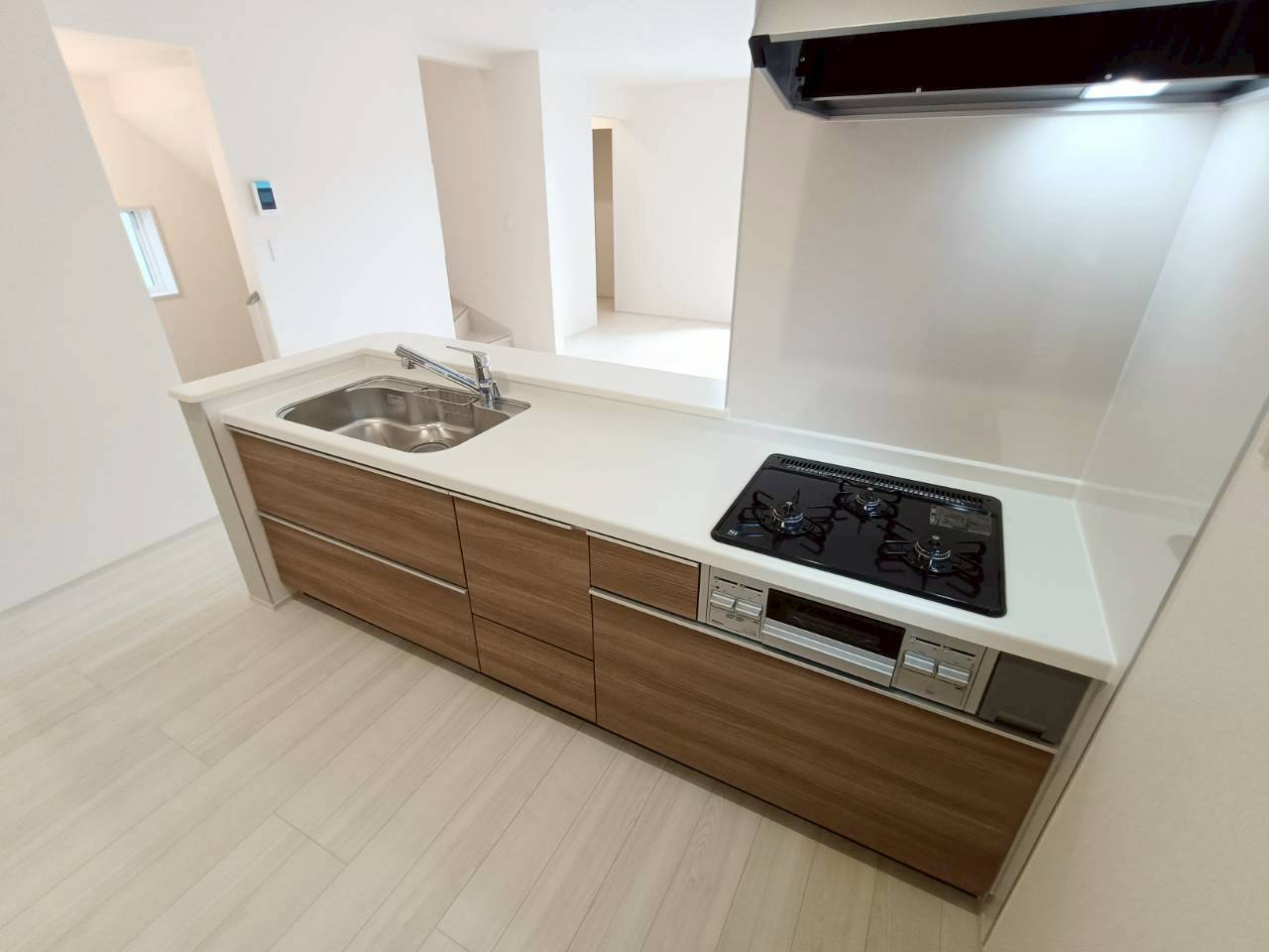 三郷市　彦川戸1丁目　　新築戸建　全1棟のキッチン|施工例です