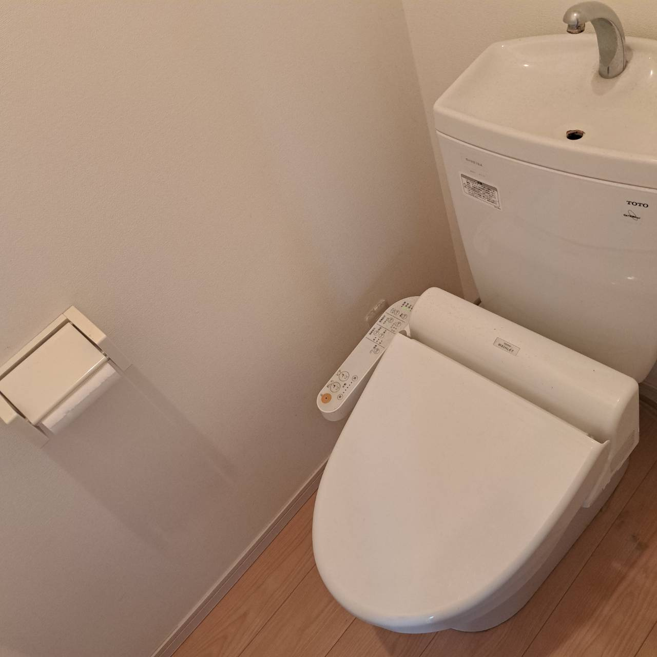 ティエドゥール千石のトイレ|2階