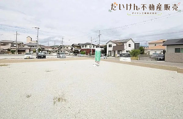 加古川市加古川町中津　　JR「日岡駅」徒歩12分