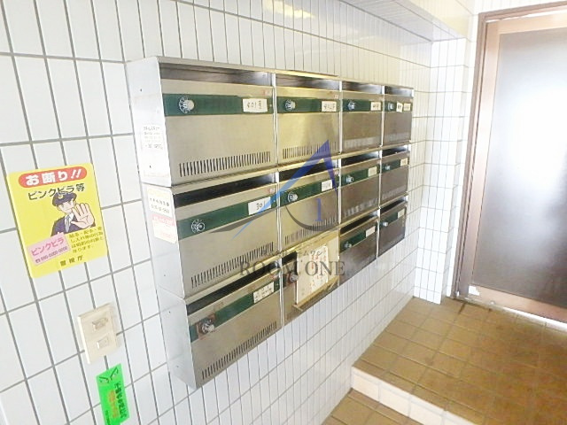 梶野園ビルのエントランス|エントランスです。