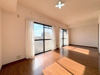 【居間・リビング】 | サンシャイン江坂