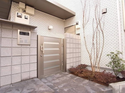 【エントランス】 | LAHAINA