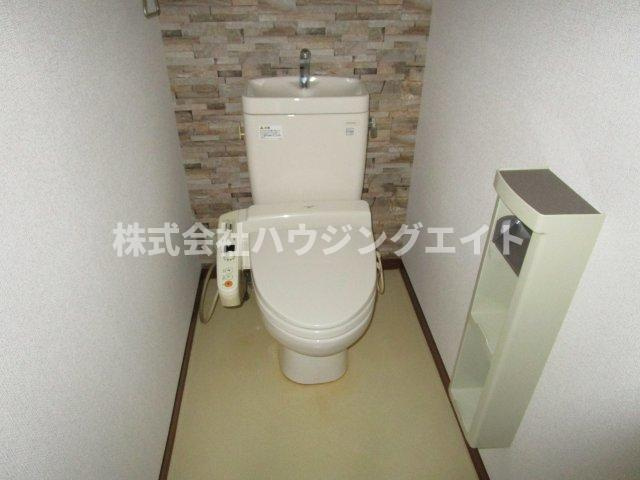 ひたちなか市高場６丁目のアパートのトイレ