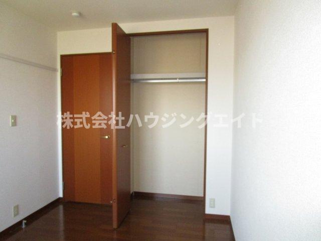ひたちなか市高場６丁目のアパートの収納