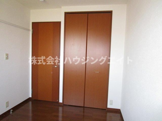 ひたちなか市高場６丁目のアパートの収納