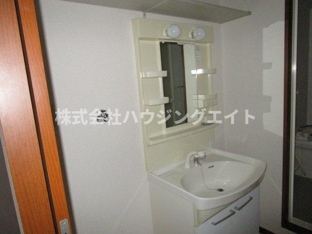 ひたちなか市高場６丁目のアパートの洗面所