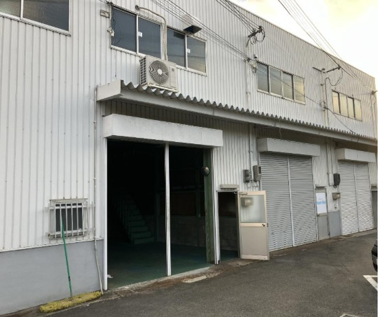 小畑倉庫の外観