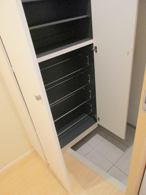 Ｓｏｌａ　Ｔｅｒｒａｃｅ　ソラテラスの玄関|★シューズＢＯＸ★