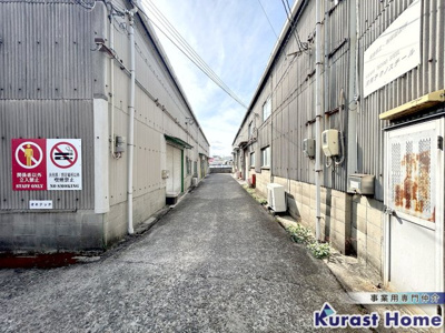 【外観】 | 若松町5丁目貸倉庫(南から2軒目)