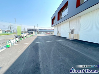 【駐車場】 | ＜新築＞美原区南余部事務所・倉庫