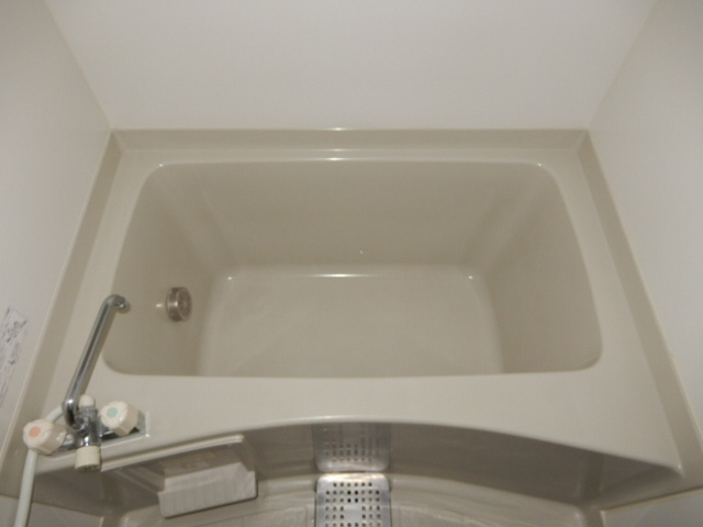 ルミエール御立　B棟の浴室