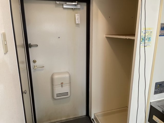 ダンディライオン石屋川の玄関