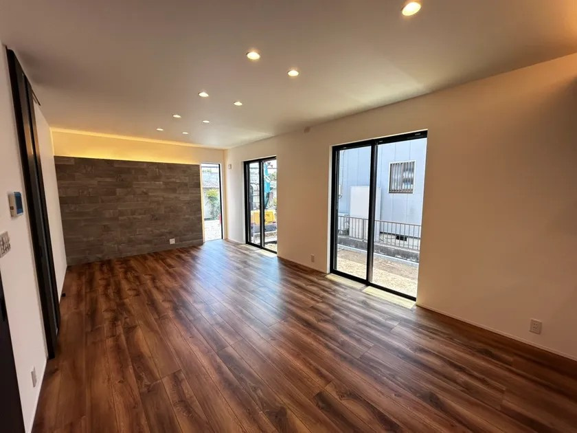 ●鈴鹿市末広南1丁目 新築戸建の居間・リビング