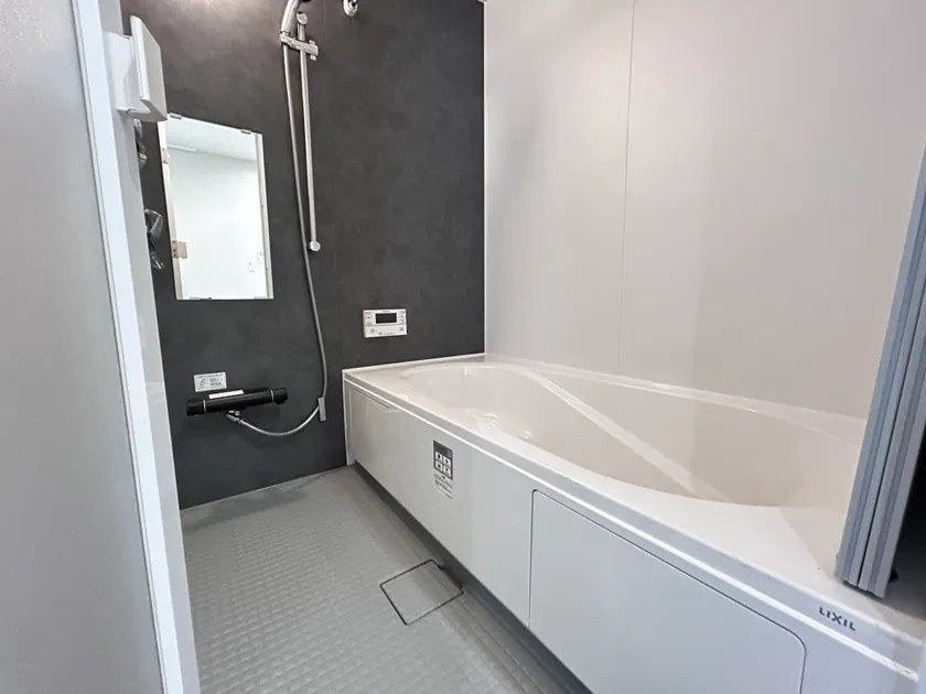●鈴鹿市末広南1丁目 新築戸建の浴室