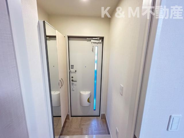 アンブレラの内装|廊下