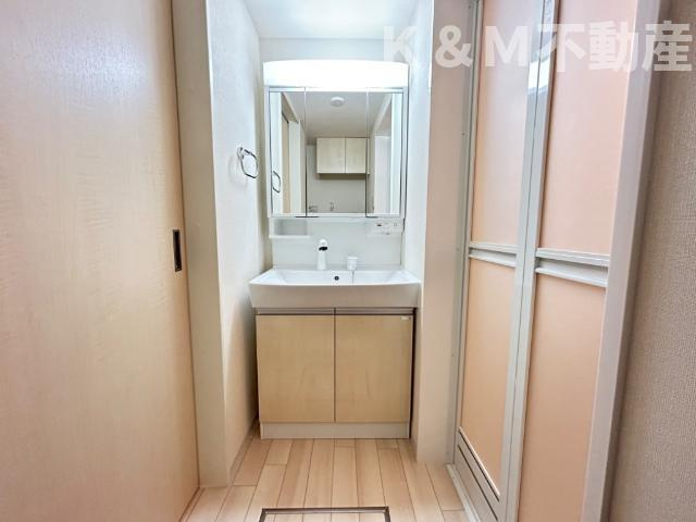 アンブレラの洗面所|洗面