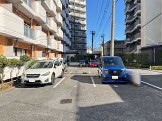 【駐車場】