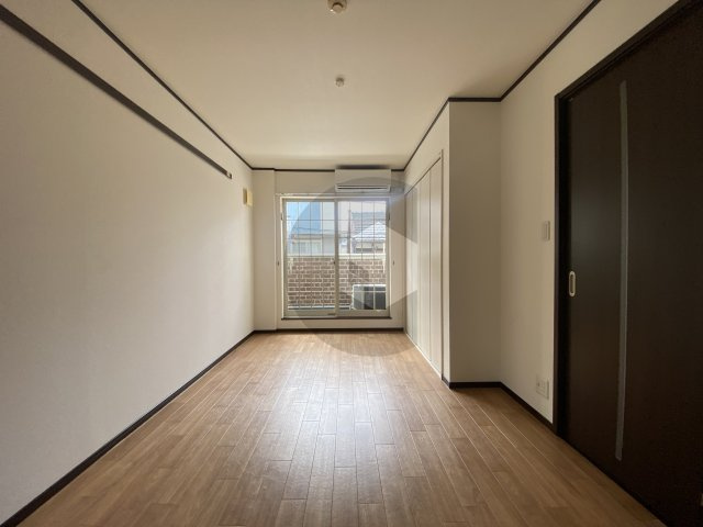 エストレヤ荒川の寝室