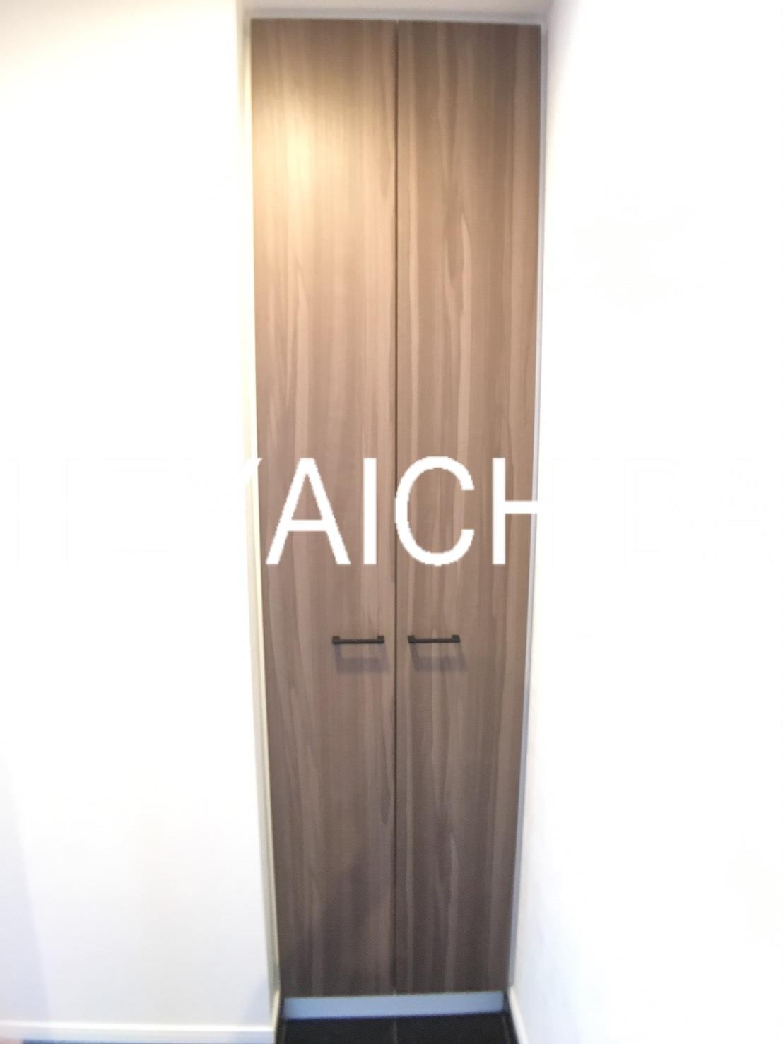 ハーモニーレジデンス浅草＃002の玄関|シューズボックス