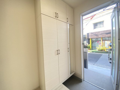 【玄関】 | うるま市石川（限定1棟） | ※同仕様写真です