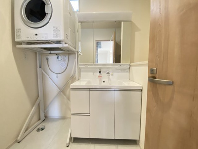 【独立洗面台】 | うるま市石川（限定1棟） | ※同仕様写真です　ガス衣類乾燥機（幹太くん）標準装備♪