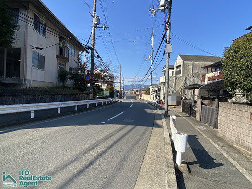 北白川上池田町 建築条件無し 土地の前面道路含む現地写真
