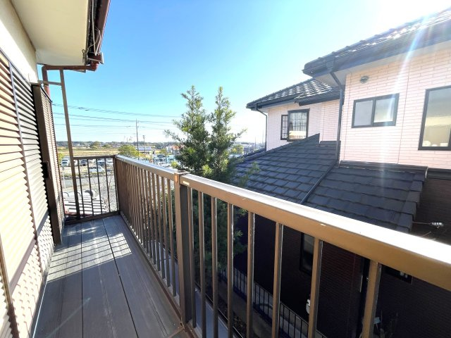 北塚貸家のバルコニー