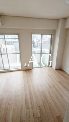 【居間・リビング】 | ヴィラ・セレーナ中野 | 洋室のお部屋です。