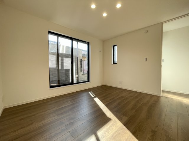 練馬区田柄4丁目　豊かな設備仕様　個性輝く特別な1邸の洋室|2階 7.0帖