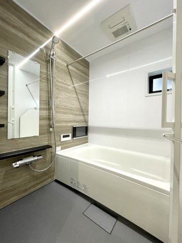 練馬区田柄4丁目　豊かな設備仕様　個性輝く特別な1邸の浴室