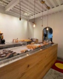 都立大学駅徒歩3分都立大YFビル1階8.52坪ドーナツショップ居抜きの画像