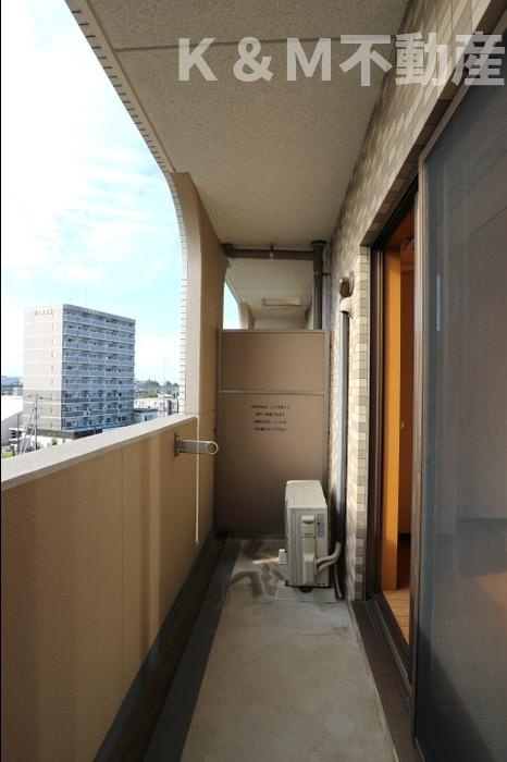 アルカンシェルのバルコニー|暖かな日差しのふりそそぐバルコニー