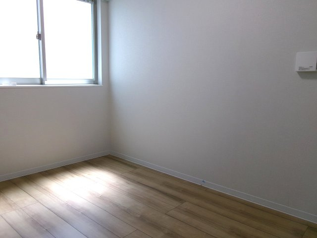 サンプット東仲ノ町の洋室