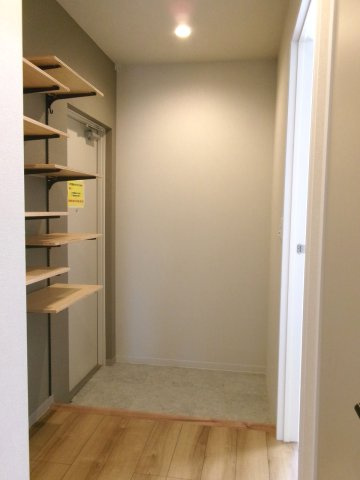 サンプット東仲ノ町の玄関