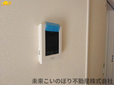 【防犯設備】 | Blooming Garden北足立郡伊奈町中央4丁目1号棟 | TVインターフォンは来訪者の確認にとても便利で安心です。
録画システム付きなので、留守時の確認も可能です。