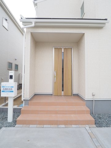 【玄関】 | Livele Garden.S　笹谷大谷地　6号棟 | ★内覧予約で新米4kg★