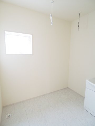 【ランドリースペース】 | Livele Garden.S　笹谷大谷地　6号棟 | ★内覧予約で新米2kg★