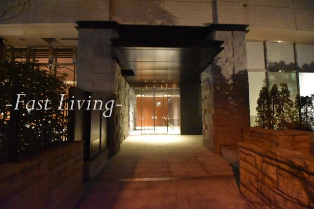 ブランズ四番町