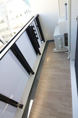 【バルコニー】