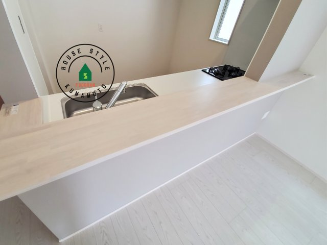 菊池郡大津町大字大津第7-3棟（5号棟）　の内観：施工例|キッチンから立ち込める香りが今日の料理を期待させます。